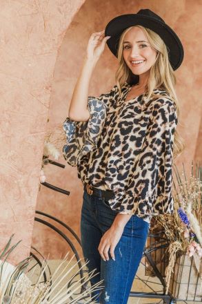 Can't Be Tamed Casual Top